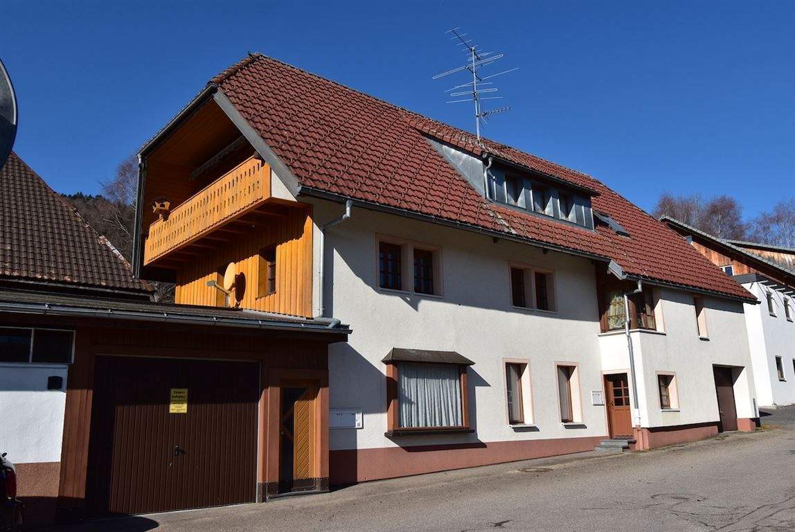 Immobilie in Todtmoos - Aufgepasst - 3 Familienhaus mit Gewerbehalle in Todtmoos! - Bild 1