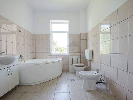 Wohnung zur Miete 299 € 2 Zimmer 54 m² 2. Geschoss Brüderstraße 31 Werdau 08412