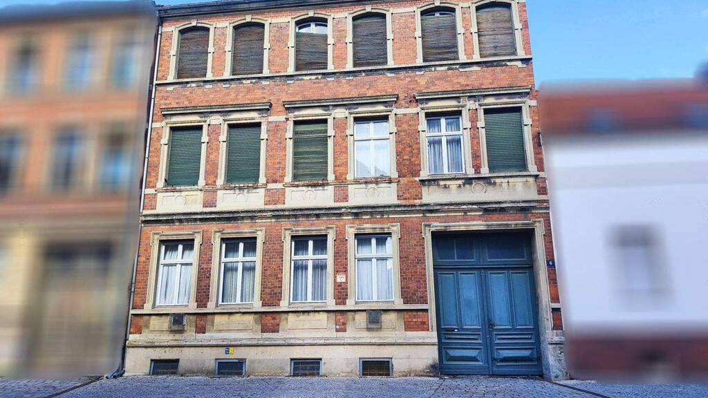 Mehrfamilienhaus zum Kauf 159.000 € 14 Zimmer 285 m² 844 m² Grundstück Stendal 39576