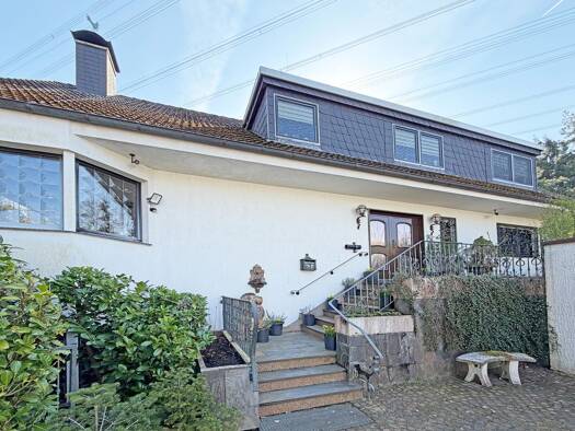 Einfamilienhaus zum Kauf 699.000 € 9 Zimmer 450,5 m² 2.433 m² Grundstück Holthausen Hattingen 45527