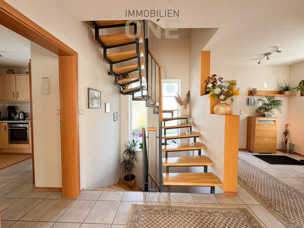 Bürogebäude zum Kauf 370.000 € 4 Zimmer 121 m² Bürofläche Regenstauf Regenstauf 93128
