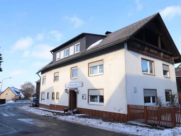 Mehrfamilienhaus zum Kauf 8 Zimmer 200 m² 658 m² Grundstück Leupoldsgrün 95191