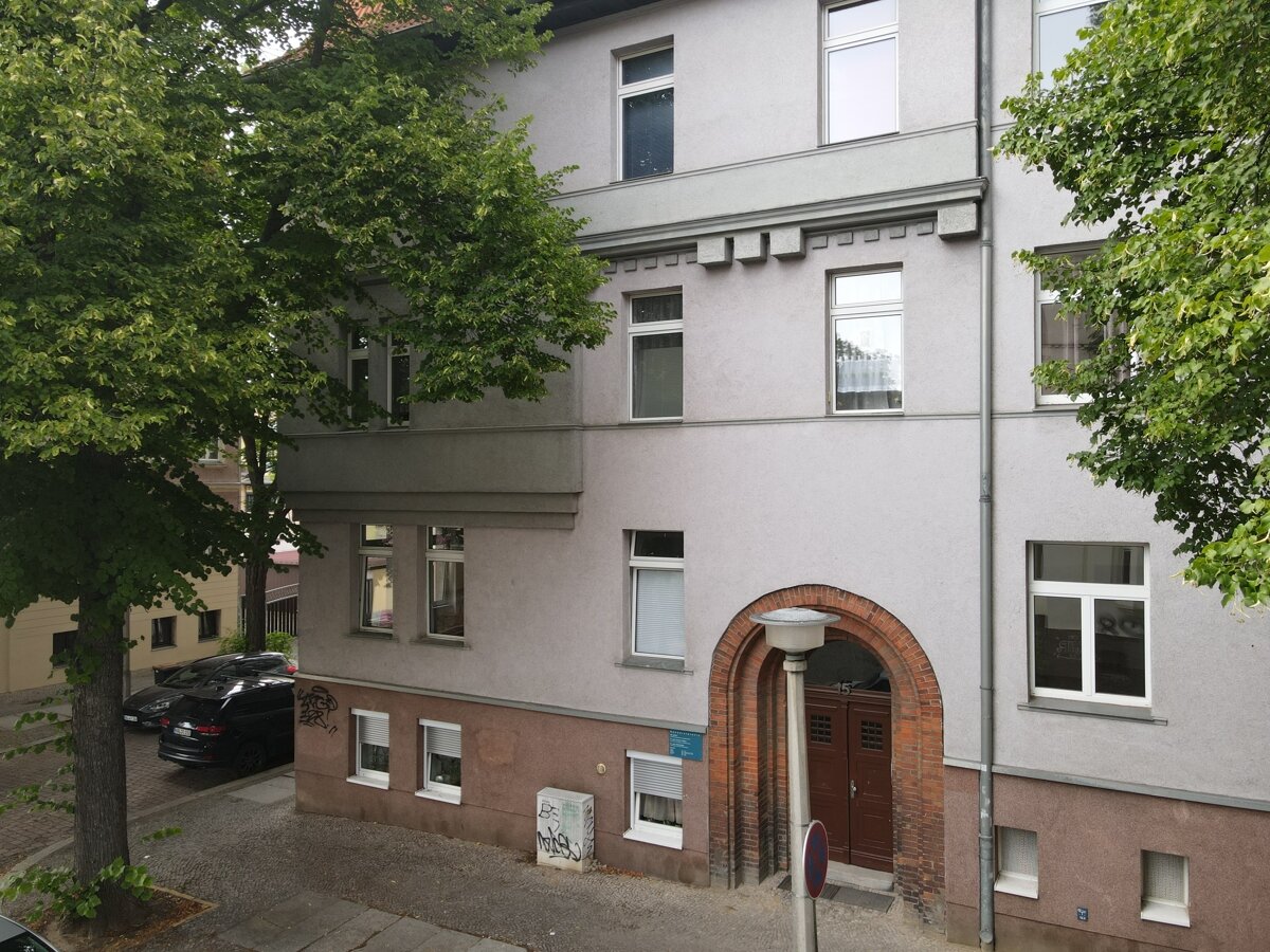 Wohnung zum Kauf 215.000 € 4 Zimmer 98 m²<br/>Wohnfläche 1.<br/>Geschoss Wegscheider Straße 15 Südliche Innenstadt Halle 06110