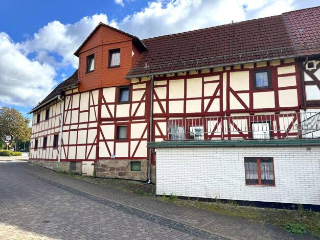 Haus zum Kauf 145.000 € 8 Zimmer 200 m² 217 m² Grundstück Helsa 34298