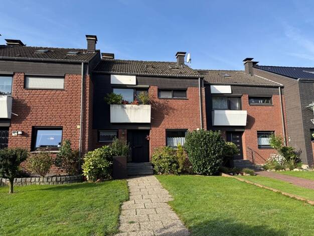 Reihenmittelhaus zum Kauf 349.000 € 4,5 Zimmer 110 m² 386 m² Grundstück Feldhausen Bottrop 46244