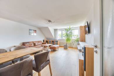 Wohnung zum Kauf 315.000 € 4 Zimmer 75 m² 2. Geschoss Feucht Feucht 90537