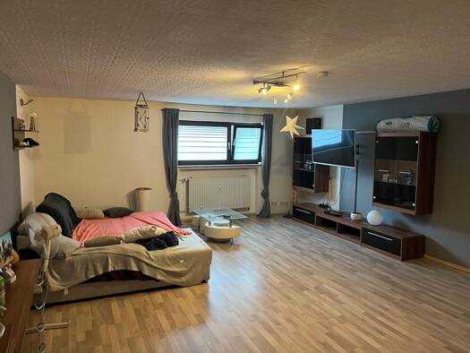 Wohnung zur Miete 750 € 2 Zimmer 94 m² Geschoss EG/2 frei ab 01.12.2026 Burgsolms Solms 35606