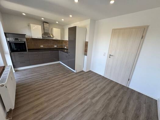 Wohnung zur Miete 520 € 4 Zimmer 86,9 m² 4. Geschoss Lange Straße 63 Zwötzen Gera 07551