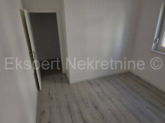 Wohnung zum Kauf - Erstbezug 300.000 € 2 Zimmer 80 m² 4 Geschosse Trogir 21220