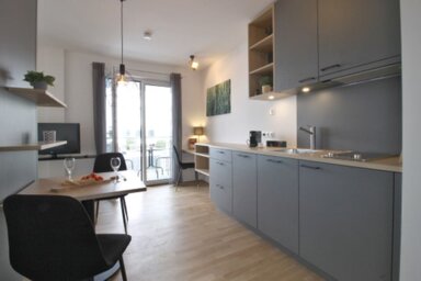 Wohnung zur Miete Wohnen auf Zeit 1.290 € 1 Zimmer 30 m² frei ab 01.03.2025 Riemenschneiderstraße Hochkreuz-Regierungsviertel Bonn 53175