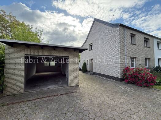 Doppelhaushälfte zum Kauf 265.000 € 5 Zimmer 100 m² 660 m² Grundstück Grefrath Grefrath 47929