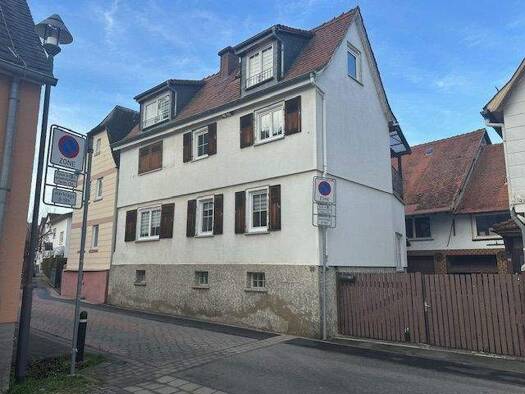 Einfamilienhaus zum Kauf 275.000 € 6 Zimmer 117 m² 152 m² Grundstück frei ab sofort Anspach Neu-Anspach 61267