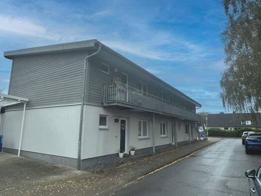 Mehrfamilienhaus zum Kauf als Kapitalanlage geeignet 1.075.000 € 296 m² 467 m² Grundstück Henstedt-Ulzburg / Rhen 24558