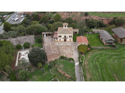 Bauernhaus zum Kauf 975.000 € 10 Zimmer 60.000 m² 60.000 m² Grundstück Manresa 08243