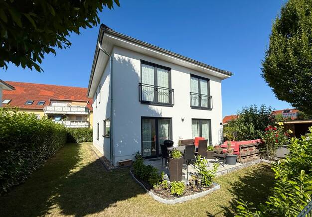 Einfamilienhaus zum Kauf 450.000 € 5 Zimmer 143,4 m² 518 m² Grundstück frei ab 16.12.2025 Semoyer Weg 3 Brehna Sandersdorf-Brehna/ Brehna 06796