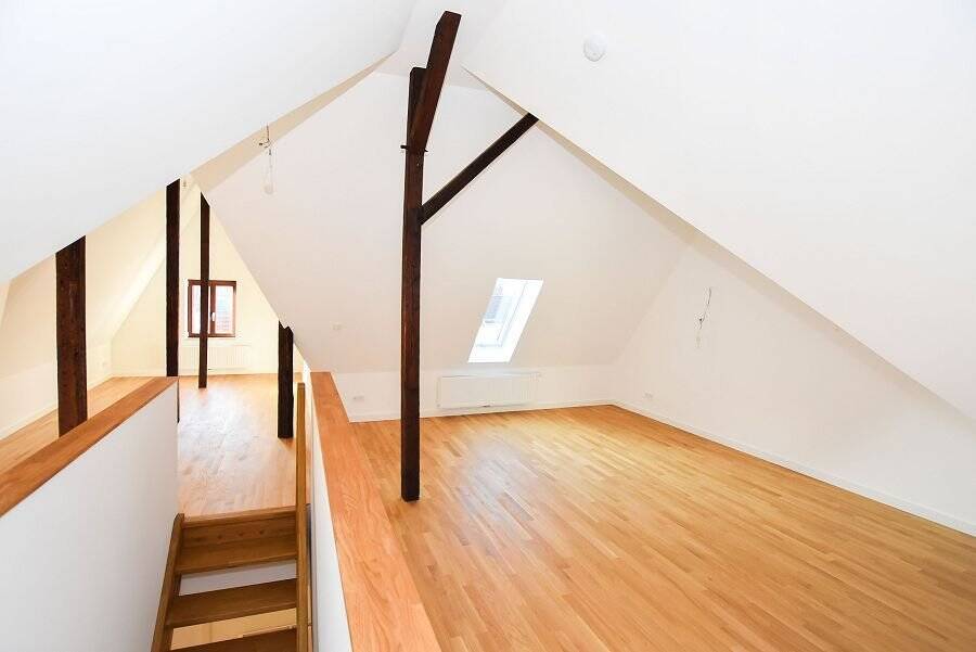 Denkmalgeschützte Maisonette-Wohnung im historischen Stil! – Hannover – Vorschaubild 5