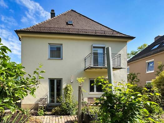 Mehrfamilienhaus zum Kauf 6 Zimmer 135 m² 620 m² Grundstück Kasernenviertel Regensburg 93053