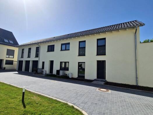 Wohnung zur Miete - Erstbezug 1.897 € 4 Zimmer 130,8 m² frei ab sofort Zuckelhausener Ring 8 Holzhausen Südost 04288