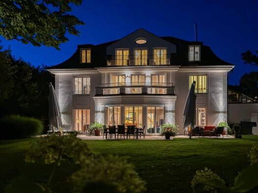 Einfamilienhaus zum Kauf 9 Zimmer 464 m² 1.160 m² Grundstück Thalk.Obersendl.-Forsten-Fürstenr.-Solln München 81479