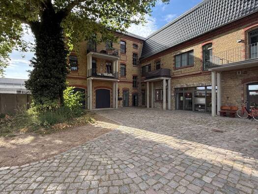 Wohnung zur Miete 650 € 1 Zimmer 49 m² Geschoss 1/2 frei ab 01.11.2026 Altstadt Brandenburg an der Havel 14770