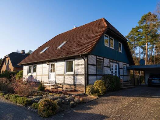 Einfamilienhaus zum Kauf 410.000 € 5 Zimmer 170 m² 788 m² Grundstück Groß Hehlen Celle 29229