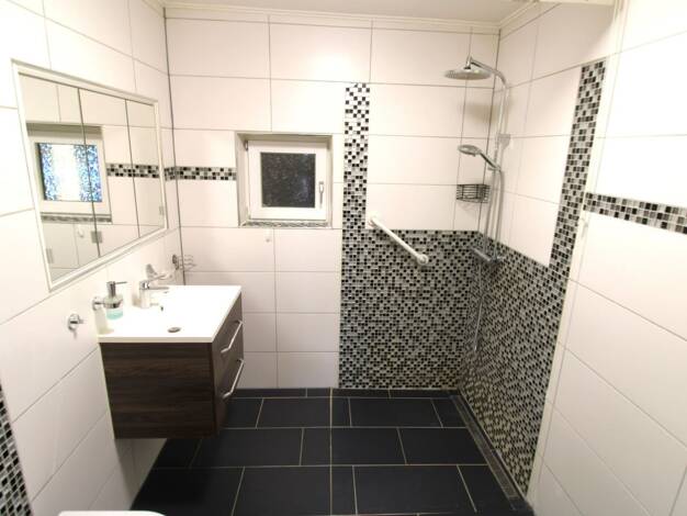 Reihenendhaus zum Kauf 195.000 € 6 Zimmer 166,5 m² 158 m² Grundstück Körrenzig Linnich 52441