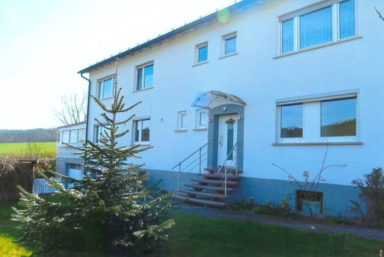 Mehrfamilienhaus zum Kauf provisionsfrei 329.000 € 10,5 Zimmer 260 m² 981 m² Grundstück Trammershof Seßlach 96145