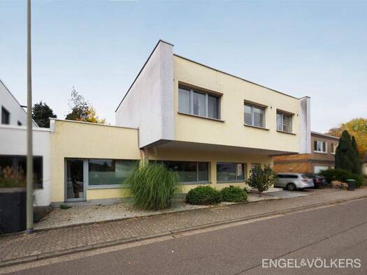 Einfamilienhaus zum Kauf 429.000 € 8 Zimmer 236 m² Quierschied 66287