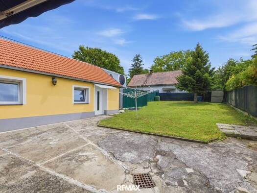 Einfamilienhaus zum Kauf 159.000 € 2,5 Zimmer 55 m² 346 m² Grundstück Hollabrunn 2014