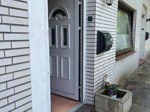 Mehrfamilienhaus zum Kauf 189.000 € 7 Zimmer 162 m² 251 m² Grundstück Lehe Bremerhaven 27568