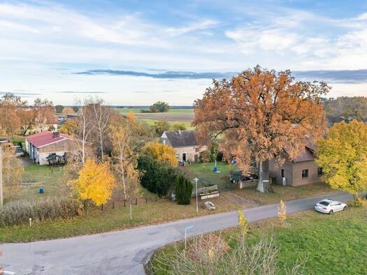 Einfamilienhaus zum Kauf 279.000 € 5 Zimmer 116 m² 4.242 m² Grundstück Falkenberg Tauche 15848