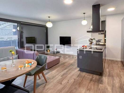Wohnung zur Miete 1.800 € 3 Zimmer 71 m² EG Poreč 52440