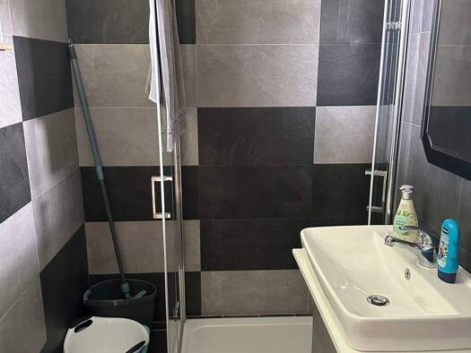 Studio zum Kauf 110.000 € 2 Zimmer 53,2 m² EG Breite Str. 17 C Empelde Ronnenberg 30952