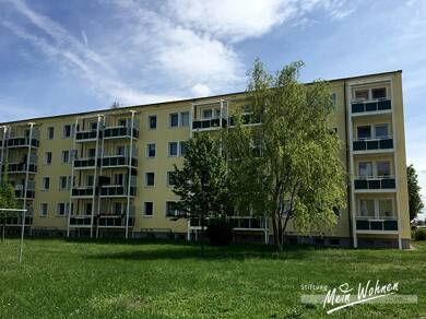 Wohnung zur Miete 200 € 1 Zimmer 31 m² 3. Geschoss Schladebacher Str. 13 Bad Dürrenberg Bad Dürrenberg 06231