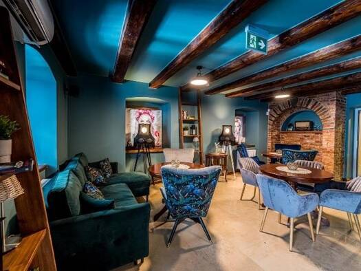 Hotel zum Kauf 1.200.000 € 10 Zimmer 1.233 m² Gastrofläche 5.264 m² Grundstück gmina Zbąszyń 58-508