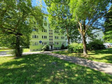 Wohnung zur Miete 235 € 2 Zimmer 40 m² 1. Geschoss frei ab sofort Lessingstraße 41 Flöha Flöha 09557