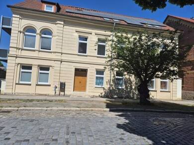 Wohnung zur Miete 870 € 3 Zimmer 96,7 m² frei ab sofort Heinrichstraße 18 Quedlinburg Quedlinburg 06484