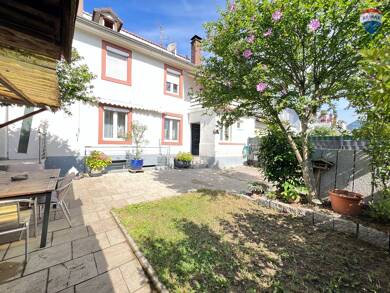Reihenmittelhaus zum Kauf 549.000 € 6 Zimmer 133,7 m² 156 m² Grundstück Lörrach / Stetten 79540