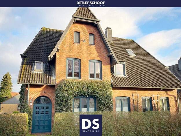 Mehrfamilienhaus zum Kauf 495.000 € 9,5 Zimmer 240 m² 627 m² Grundstück Melsdorf 24109