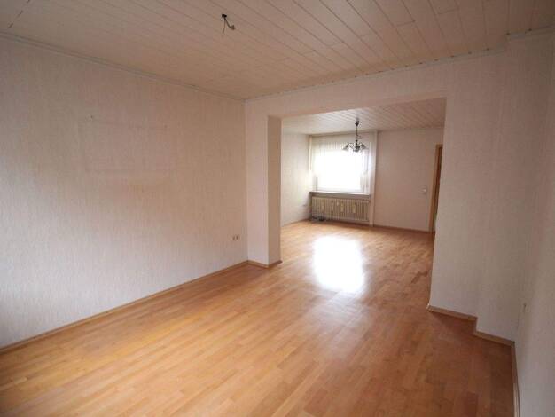 Wohnung zur Miete 830 € 2,5 Zimmer 85 m² 1. Geschoss Hermülheim Hürth 50354