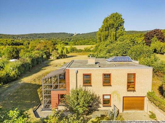 Einfamilienhaus zum Kauf 1.050.000 € 6 Zimmer 200 m² 2.323 m² Grundstück Kirchditmold Kassel 34130