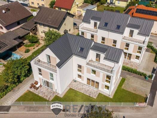 Doppelhaushälfte zum Kauf - Erstbezug 579.000 € 6 Zimmer 135 m² 204 m² Grundstück Stockerau 2000