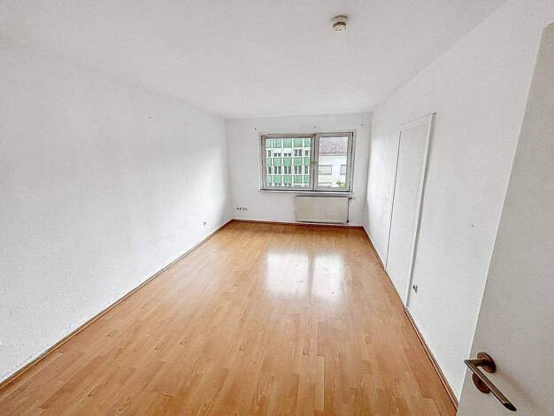 Wohnung zum Kauf 219.000 € 4 Zimmer 91 m² 5. Geschoss Wiesbaden 65183
