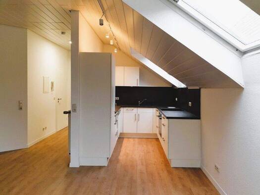 Wohnung zur Miete 850 € 2 Zimmer 70 m² 4. Geschoss frei ab 01.01.2026 Innenstadt Trier 54290