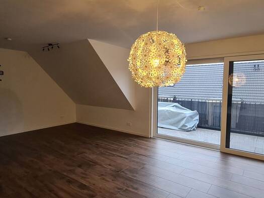 Maisonette zur Miete 2.045 € 4,5 Zimmer 132 m² 2. Geschoss frei ab 15.09.2026 Gleuel Hürth 50354