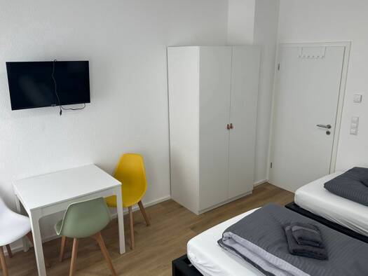 WG-Zimmer zur Miete auf Zeit 650 € 18 m² frei ab 31.12.2026 Rüderner Straße Obertürkheim Obertürkheim 70329