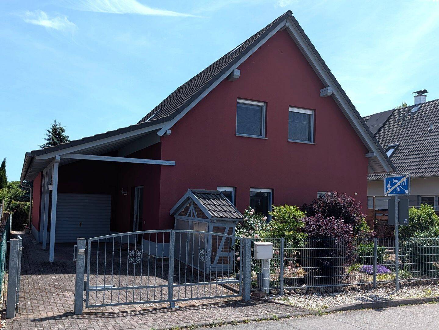Einfamilienhaus zum Kauf - Ansicht 2