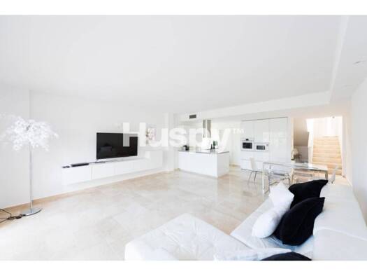 Reihenhaus zur Miete 4.300 € 4 Zimmer 175 m² >Carrer París > Santa Eulària des Riu 07849