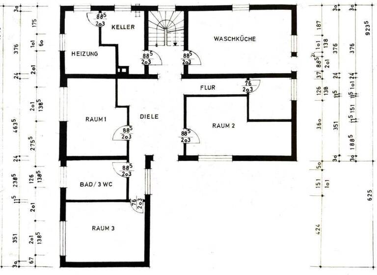 Einfamilienhaus zum Kauf 289.000 € 9 Zimmer 260 m² 1.440 m² Grundstück Calden 34379