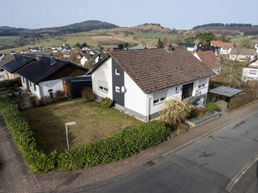 Haus zum Kauf 209.000 € 5 Zimmer 148 m² 836 m² Grundstück Waldkönigen Daun 54550